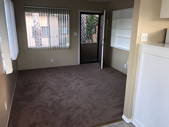 3rd image of 7932 La Mesa Blvd APT H