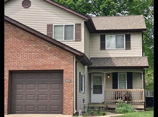 1047 Forest View Dr S, Ellettsville, IN 47429