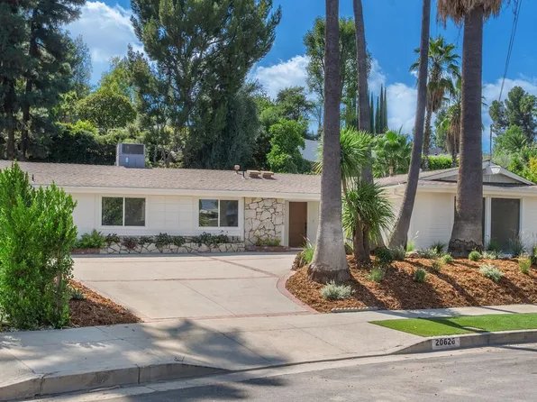 20626 Tiara St, Woodland Hills, CA 91367
