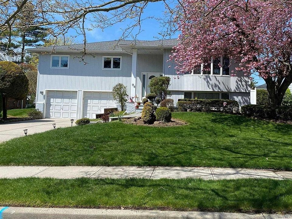 1st image of 94 Monterey Dr