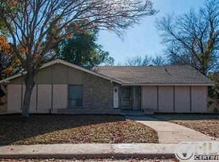 1830 Meadow Valley Ln, Dallas, TX 75232