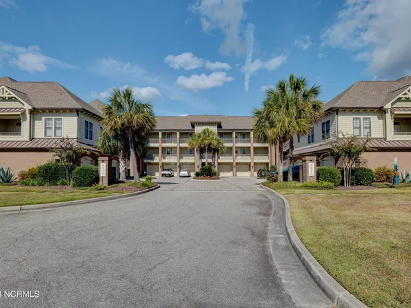 6813 Mayfaire Club Drive #101, Wilmington, NC 28405