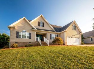 2924 Clear Ridge Dr, Trinity, NC 27370