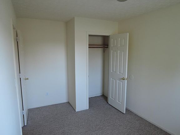 4th image of 174 W Washington St APT A