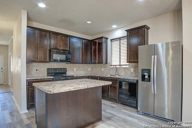 8907 Preserve Trl — Photo 5