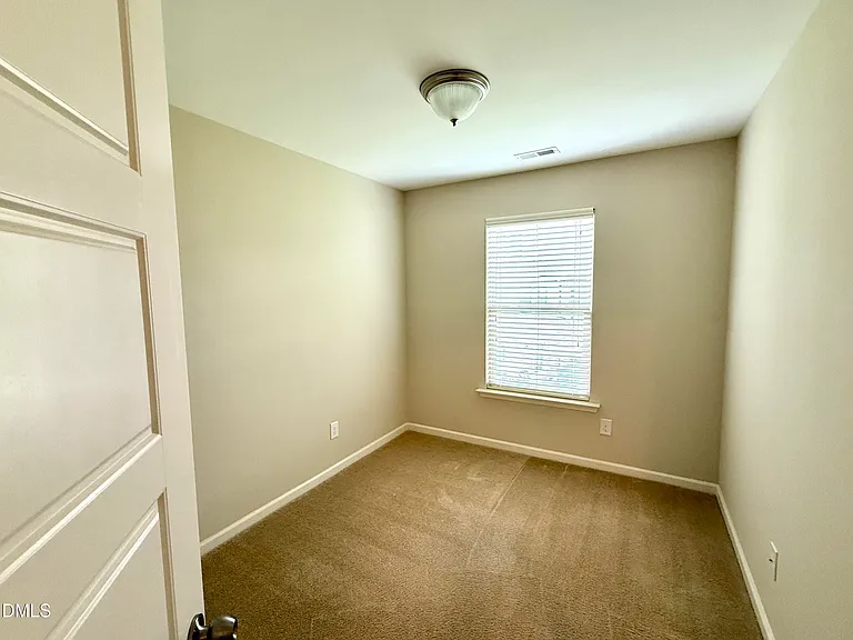 1008 Midtowne Way — Photo 18