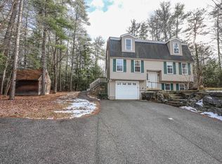 1 Bayou Dr, Raymond, NH 03077