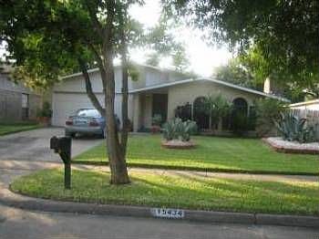 1st image of 15434 Camino Del Sol Dr
