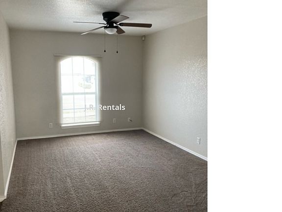 3rd image of 4306 Lori Dr