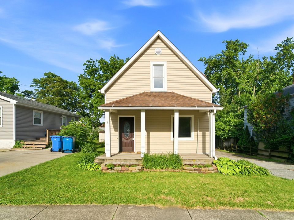 1st image of 302 N West St