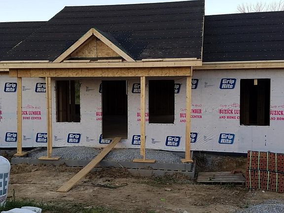 2nd image of 95 Holly Ct