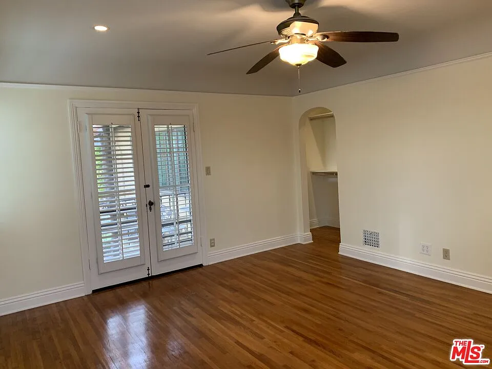 2 bed, 1.5 bath, 1390 sqft, $3,250 — Photo 4
