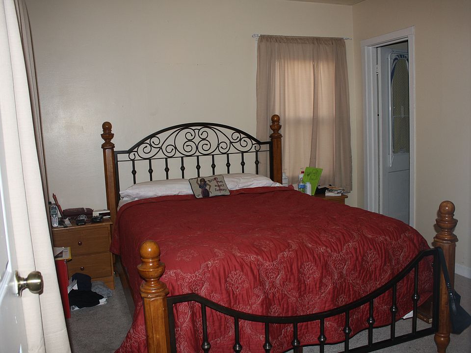 2nd image of 810 Bold St