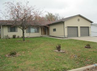 505 S East St, Monona, IA 52159
