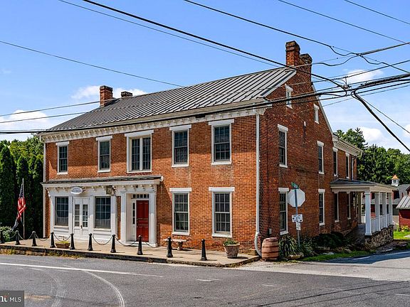 2nd image of 3498 Carlisle Rd