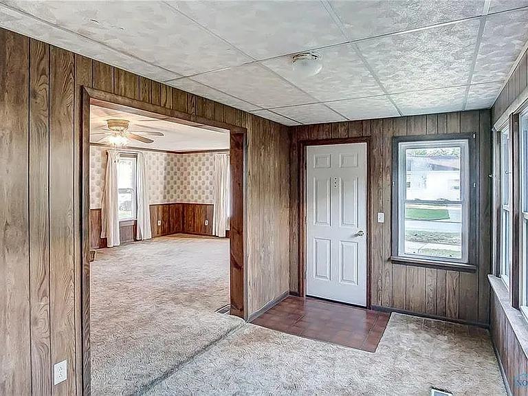 121 Leroy Ave — Photo 4