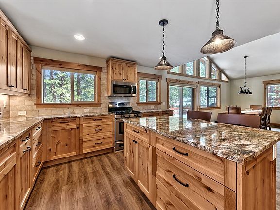 3rd image of 164 Basque Dr