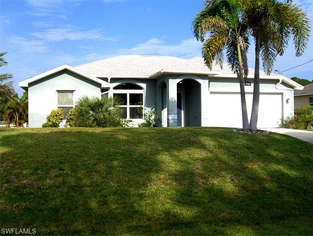 1st image of 3582 NE 8th Pl