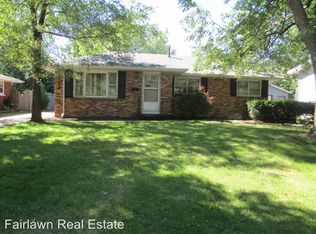 1711 Briarcliff Dr, Urbana, IL
