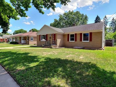 1135 Oregon St, Green Bay, WI, 54303