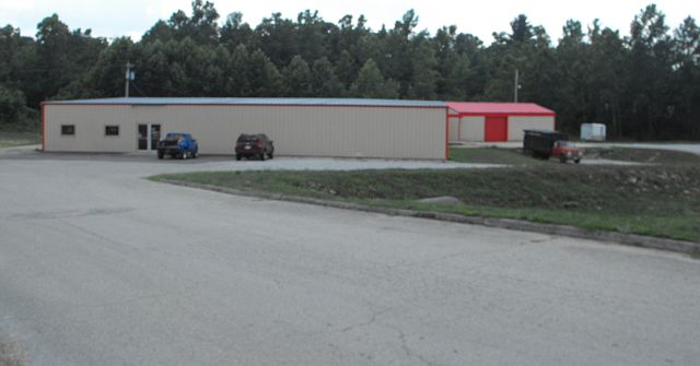 11000 sq ft Commercial Building