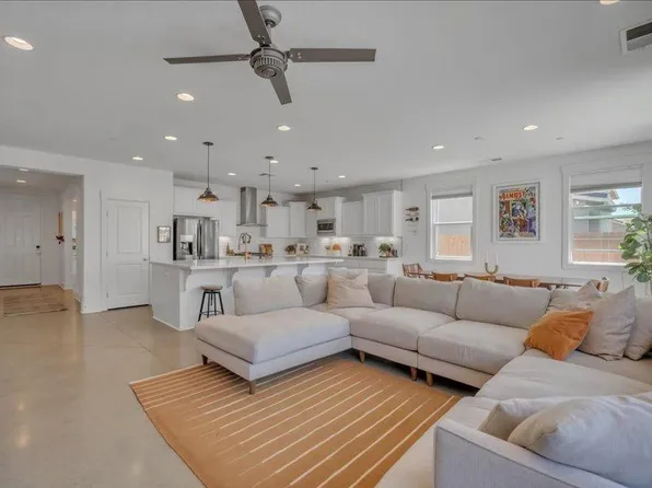 3490 Edington Dr, Rancho Cordova, CA 95742