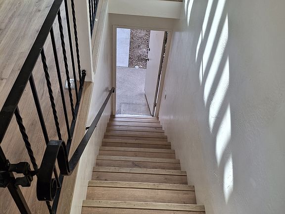 4th image of 3341 Grim Ave APT 4