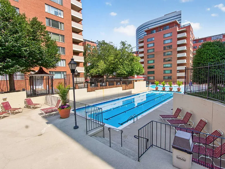 1211 Arlington Blvd #506 — Photo 21