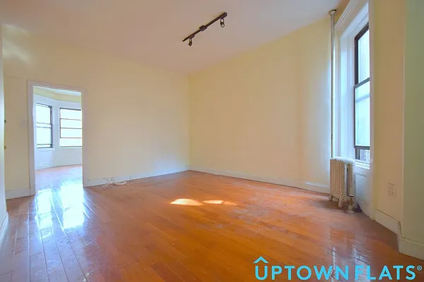 Rented by Uptown Flats LLC | media 4