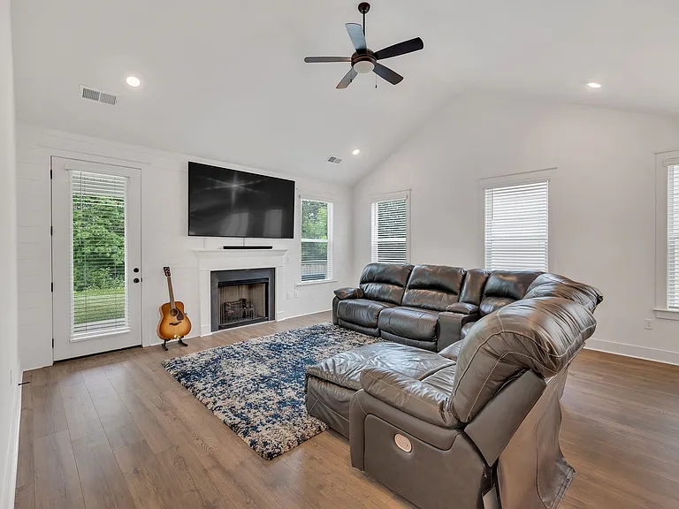 261 Cornice Dr — Photo 13