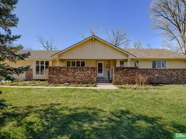 6032 Bridle Path, Omaha, NE 68152