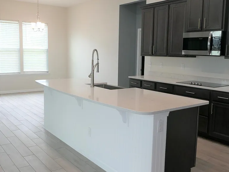 375 Great Lakes Ct — Photo 12