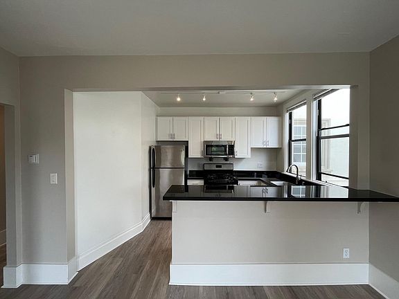 5th image of 3201 Washington St APT 14