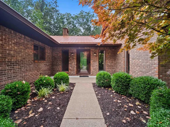 2208 Forest Glade, Fort Wayne, IN 46845