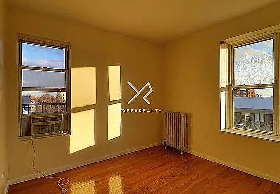2nd image of 1195 President St APT 10