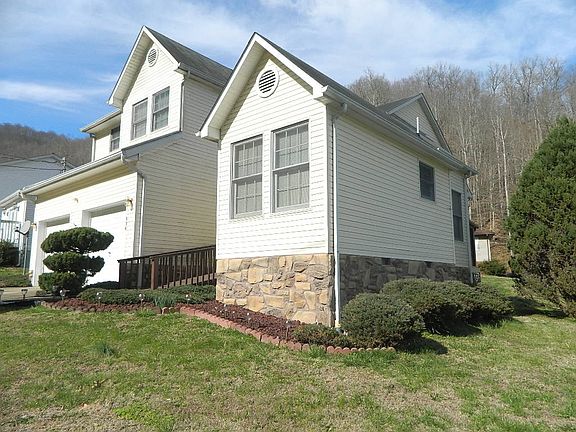 2nd image of 334 Yeager Dr