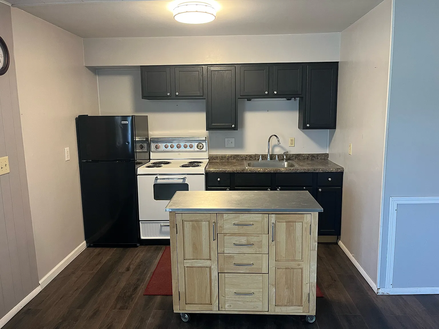 2220 Market Street — Photo 1