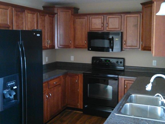 5th image of 3720 Jolene Ct
