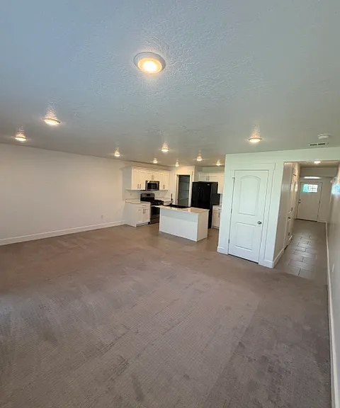 6532 S Liberty Way — Photo 7