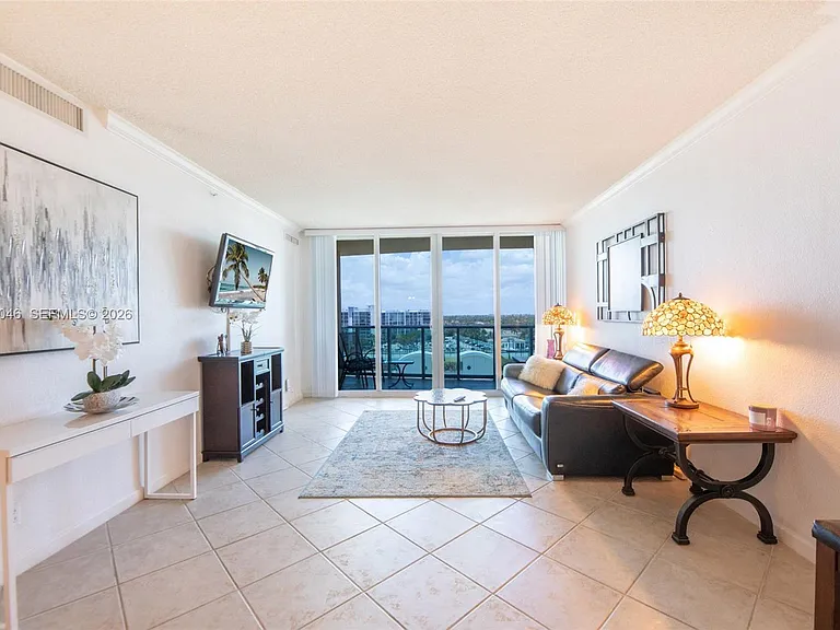 2501 S Ocean Dr #828 — Photo 14