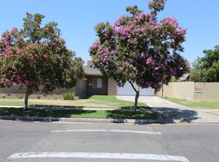 3535 E Michigan Ave, Fresno, CA 93703