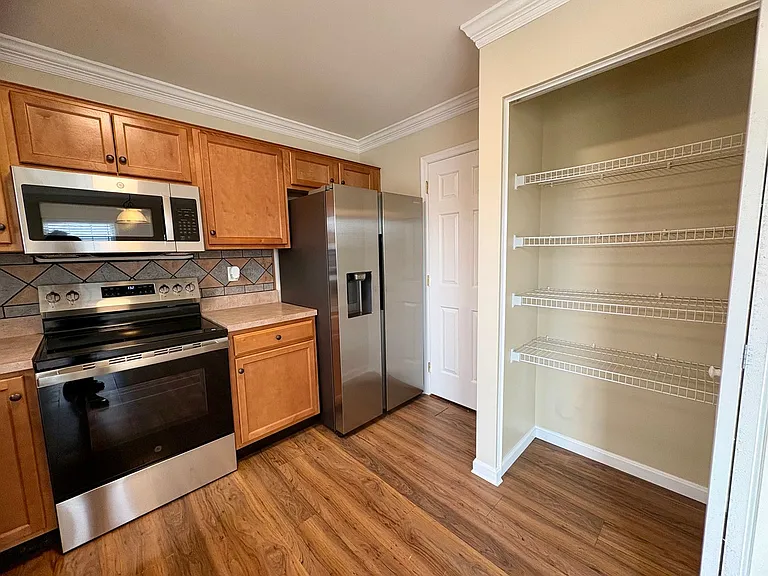 710 Rachel Dr — Photo 13