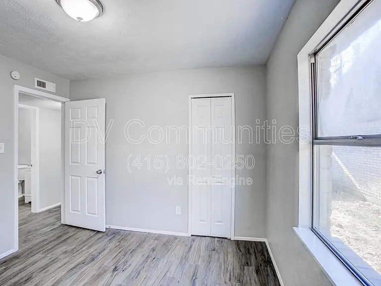 5806 Evening Shadows Ln — Photo 13