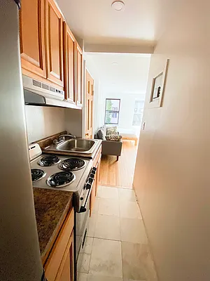 Rented by Bond New York | media 21