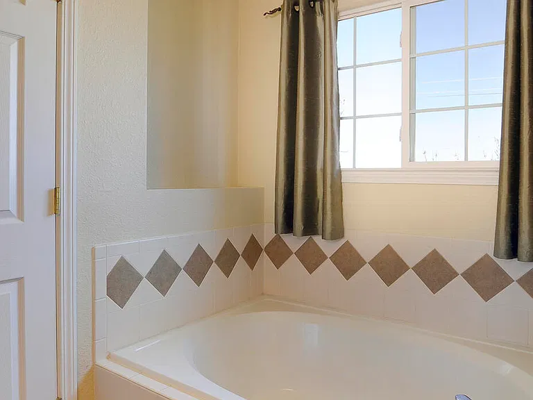 7209 Boxwood Ave NE — Photo 18