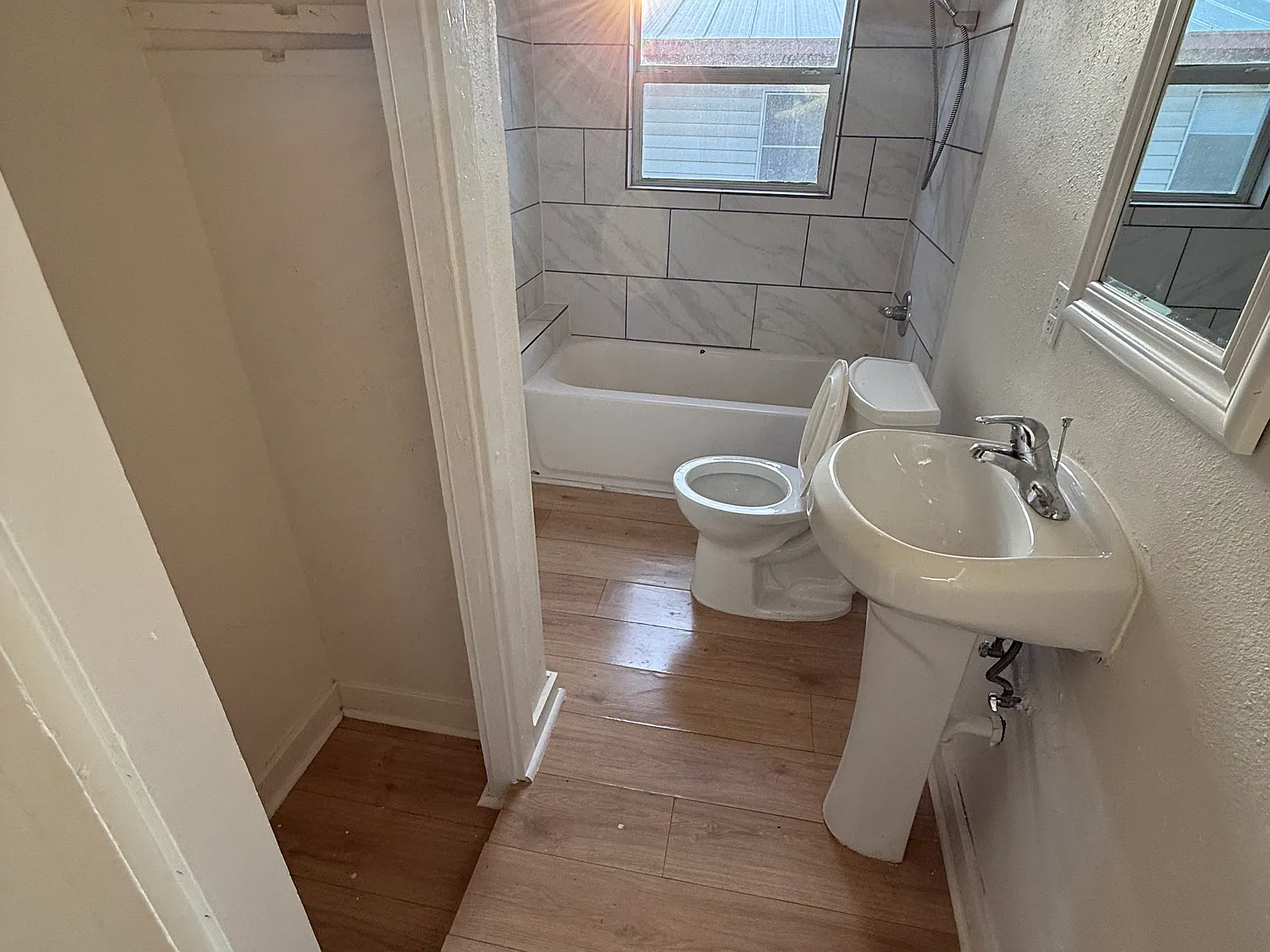 2 bed, 536 sqft, $850 — Photo 2