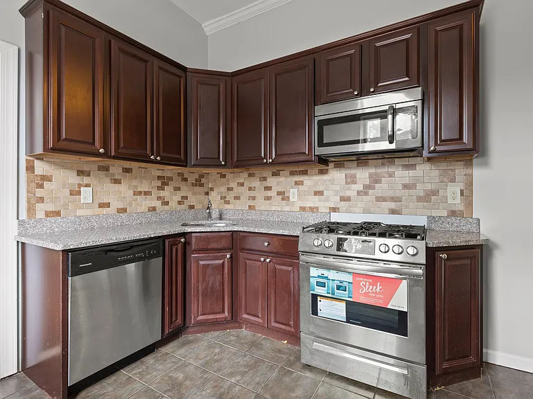 307 Franklin Pl — Photo 15