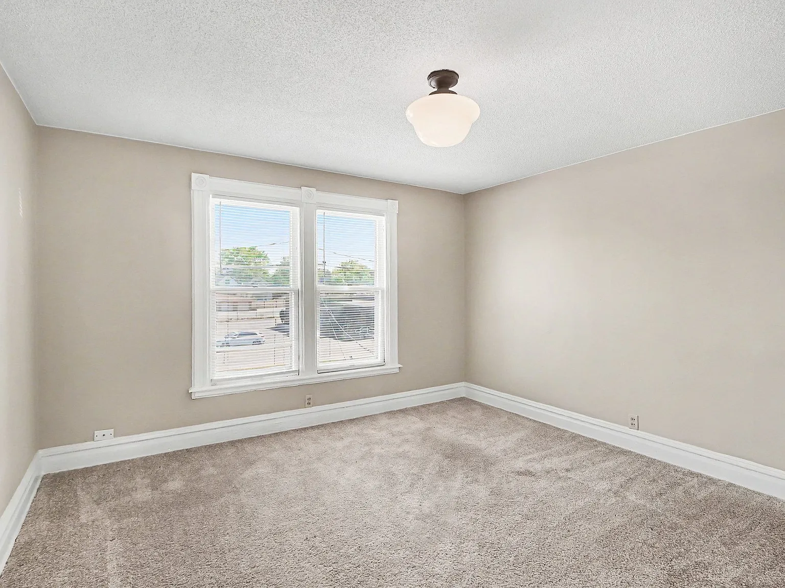 1 bed, 526 sqft, $900 — Photo 2