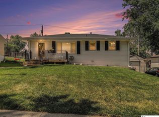 9418 Meredith Ave, Omaha, NE 68134