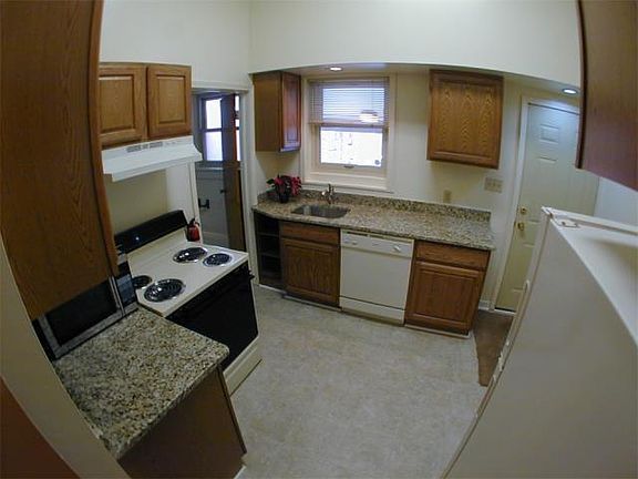 5th image of 212 W Michigan Ave APT 3